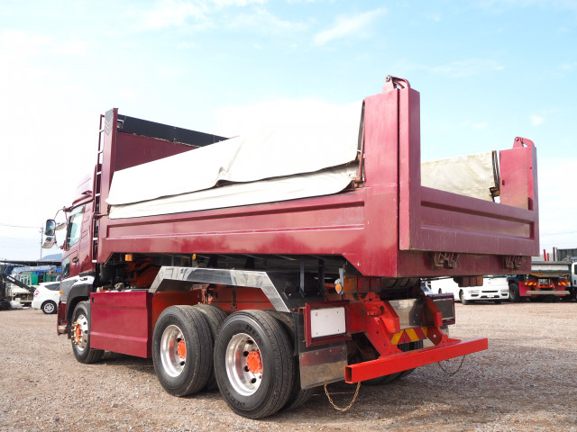 UDトラックス（日産） クオン 大型 土砂ダンプ QKG-CW5XL(100889) 3枚目