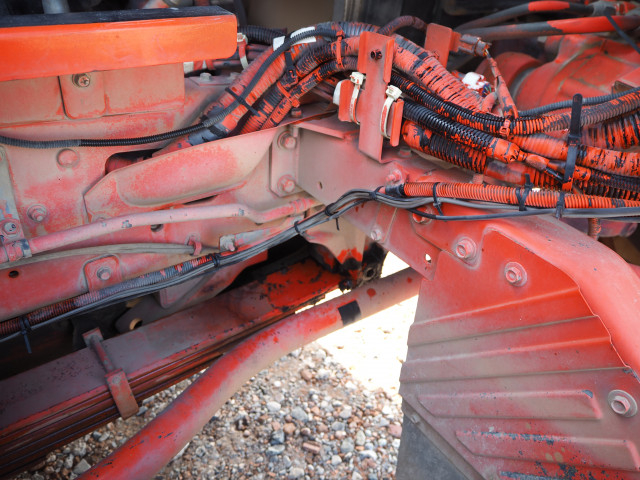 UDトラックス（日産） クオン 大型 土砂ダンプ QKG-CW5XL(100889) 12枚目