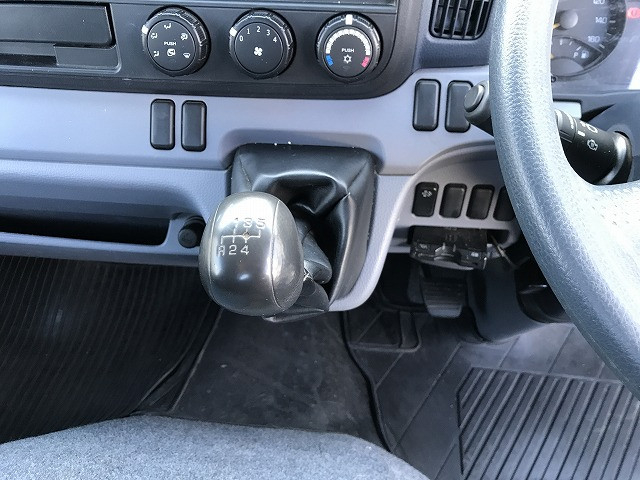 三菱ふそう キャンター 小型 平ボディ TKG-FBA20(100890) 26枚目