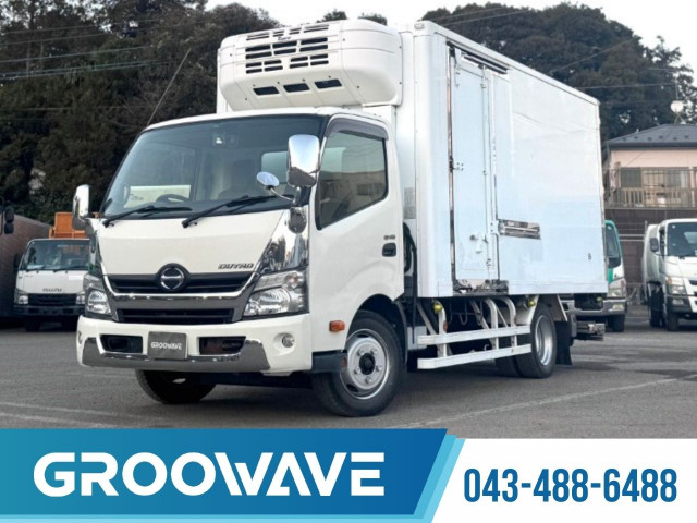 日野 デュトロ 小型 冷蔵冷凍バン TKG-XZU710M(100894) 1枚目