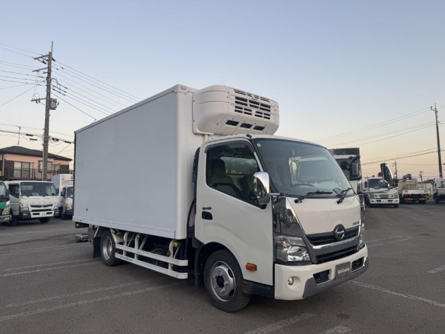 日野 デュトロ 小型 冷蔵冷凍バン TKG-XZU710M(100894) 2枚目