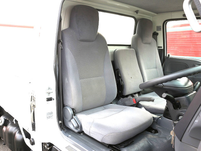 マツダ タイタン 小型 平ボディ TRG-LKR85A(100892) 30枚目