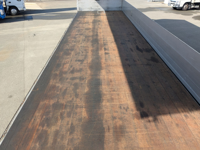 日野 プロフィア 大型 ウィング QPG-FN1AWDA(100899) 18枚目