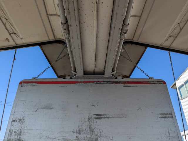 日野 プロフィア 大型 ウィング QPG-FN1AWDA(100899) 21枚目