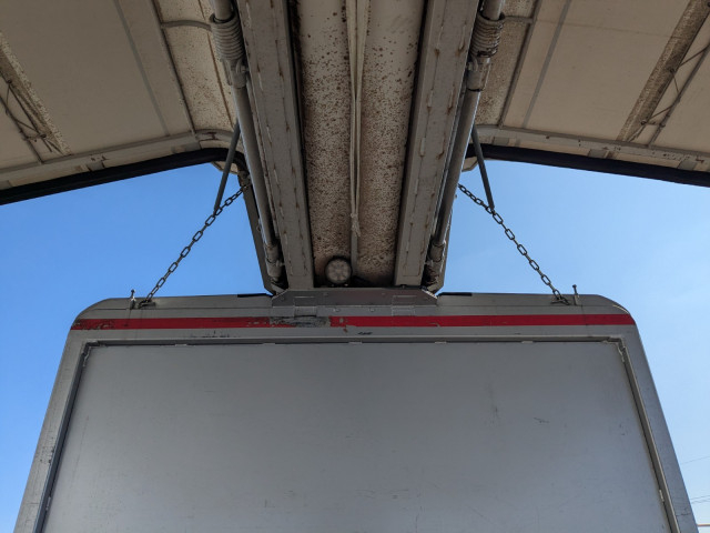 日野 プロフィア 大型 ウィング QPG-FN1AWDA(100899) 26枚目