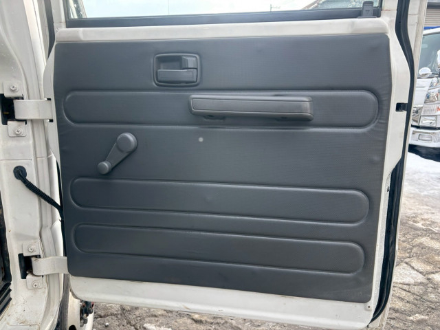 いすゞ エルフ 小型 Wキャブ TKG-NHS85A(100904) 31枚目