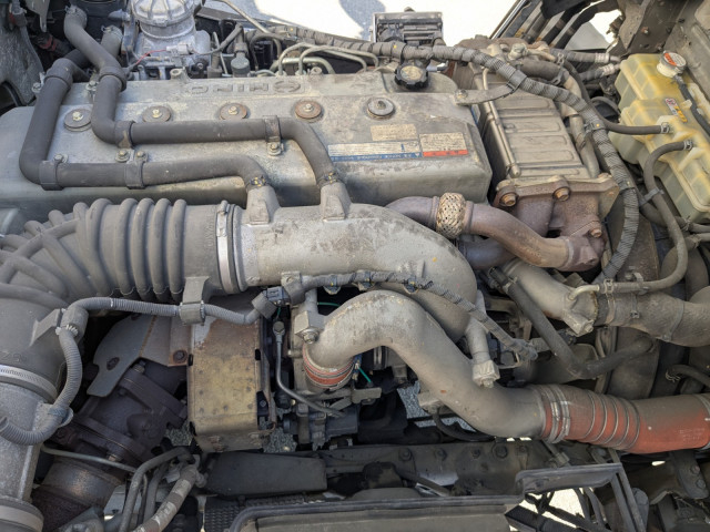 日野 プロフィア 大型 ウィング QPG-FN1AWDA(100905) 35枚目