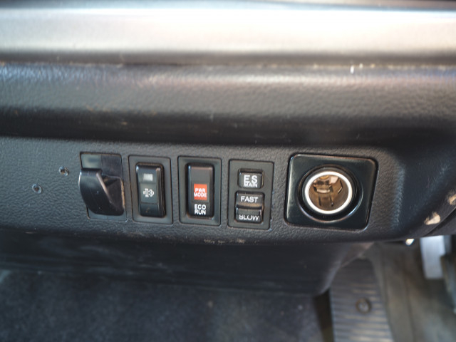 日野 レンジャー 中型 平ボディ（クレーン付） TKG-FD9JLAA(100906) 47枚目