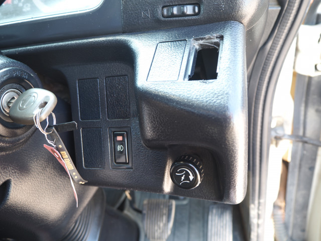 日野 レンジャー 中型 平ボディ（クレーン付） TKG-FD9JLAA(100906) 49枚目