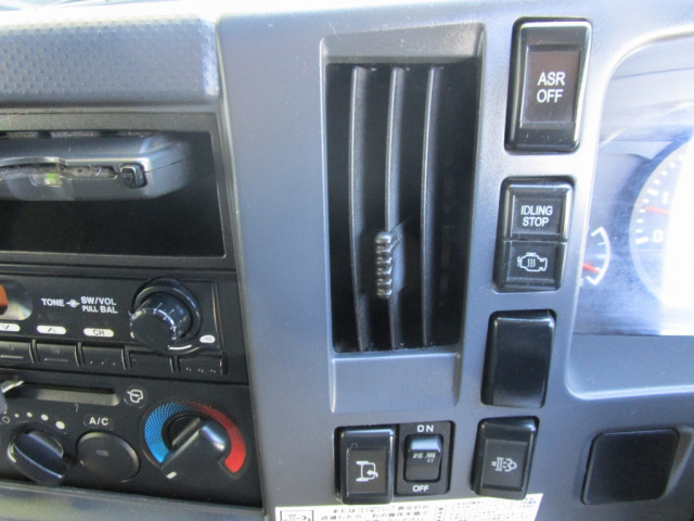 いすゞ エルフ 小型 バン TKG-NMR85N(100908) 39枚目