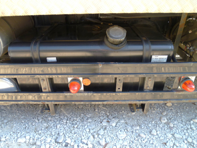 UDトラックス（日産） クオン 大型 トラクタ QKG-GK5XAE(100916) 31枚目