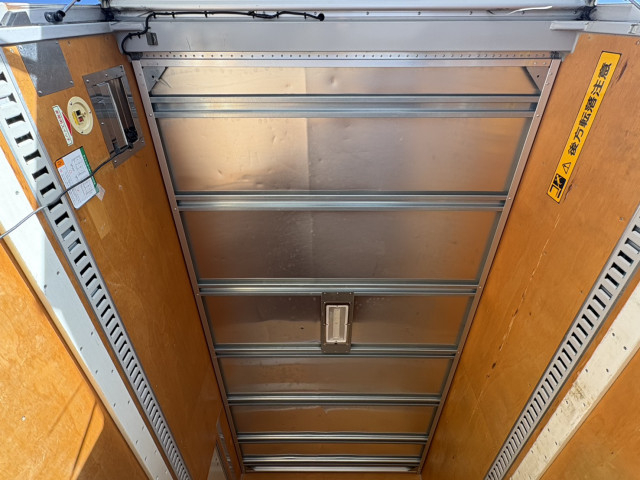 いすゞ エルフ 小型 バン TKG-NMR85N(100917) 16枚目