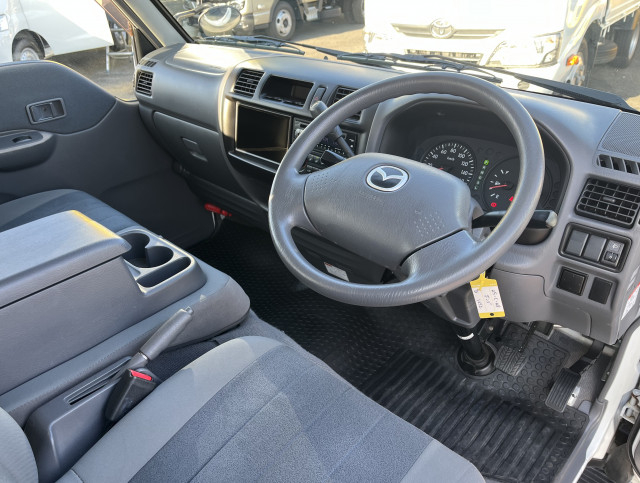 マツダ ボンゴ 小型 平ボディ ABF-SKP2T(100919) 13枚目