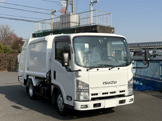 いすゞ エルフ 小型 塵芥車（プレス式） TKG-NMR85AN(100921) 2枚目