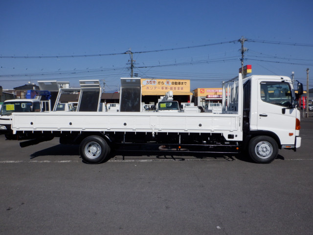 日野 レンジャー 中型 平ボディ TKG-FC9JKAP(100920) 12枚目