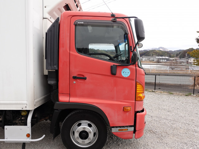 日野 レンジャー 中型 冷蔵冷凍バン TKG-FC9JJAA(100922) 4枚目