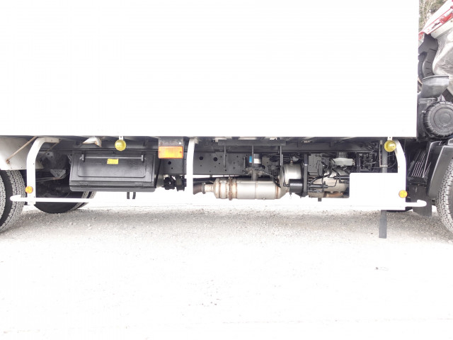 日野 レンジャー 中型 冷蔵冷凍バン TKG-FC9JJAA(100922) 15枚目