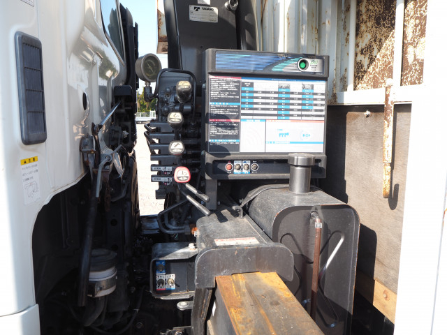 日野 レンジャー 増トン 平ボディ（クレーン付） QKG-FE7JLAA(100924) 13枚目