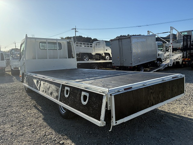 日野 デュトロ 小型 平ボディ TKG-XZC710M(100930) 13枚目