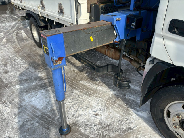 日野 デュトロ 中型 平ボディ（クレーン付） TKG-XZU650M(100933) 18枚目