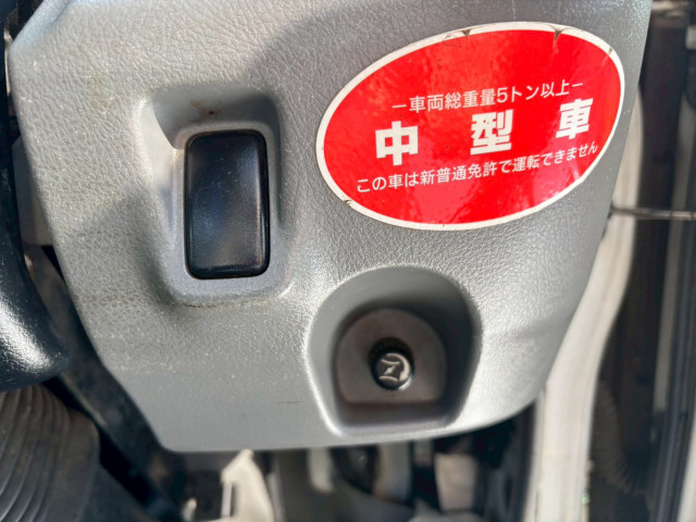 日野 デュトロ 中型 平ボディ（クレーン付） TKG-XZU650M(100933) 25枚目