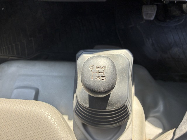 日野 デュトロ 小型 平ボディ SKG-XZU650M(100934) 30枚目