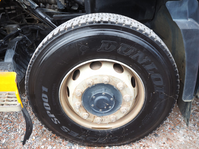 UDトラックス（日産） クオン 大型 平ボディ（クレーン付） LDG-CW5ZL(100935) 38枚目