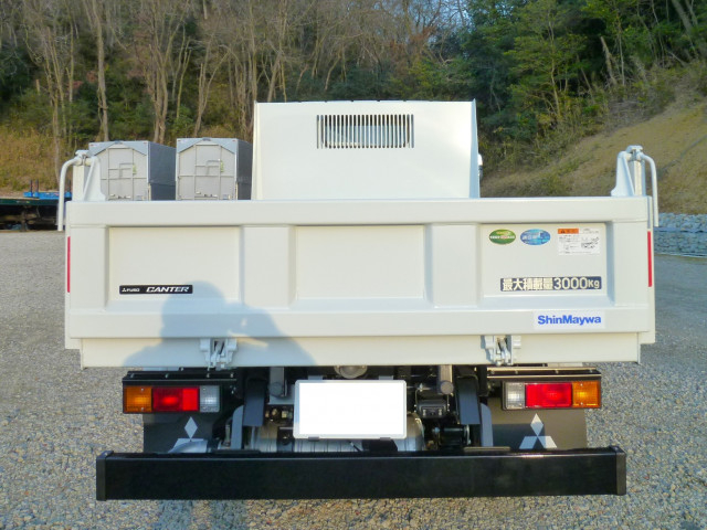 三菱ふそう キャンター 小型 土砂ダンプ 2RG-FBA60(100937) 5枚目