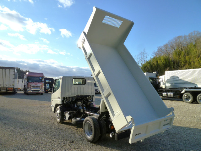 三菱ふそう キャンター 小型 土砂ダンプ 2RG-FBA60(100937) 16枚目