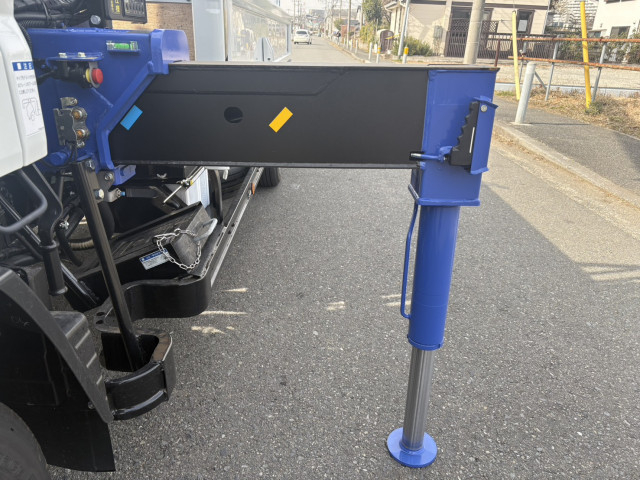 三菱ふそう キャンター 小型 平ボディ（クレーン付） 2RG-FEAV0(100939) 18枚目