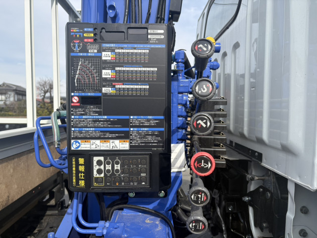 三菱ふそう キャンター 小型 平ボディ（クレーン付） 2RG-FEAV0(100939) 19枚目