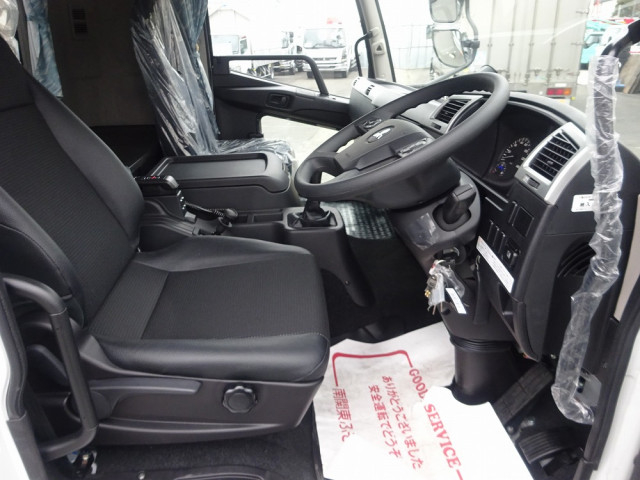 三菱ふそう ファイター 中型 冷蔵冷凍バン 2KG-FK65F(100940) 4枚目