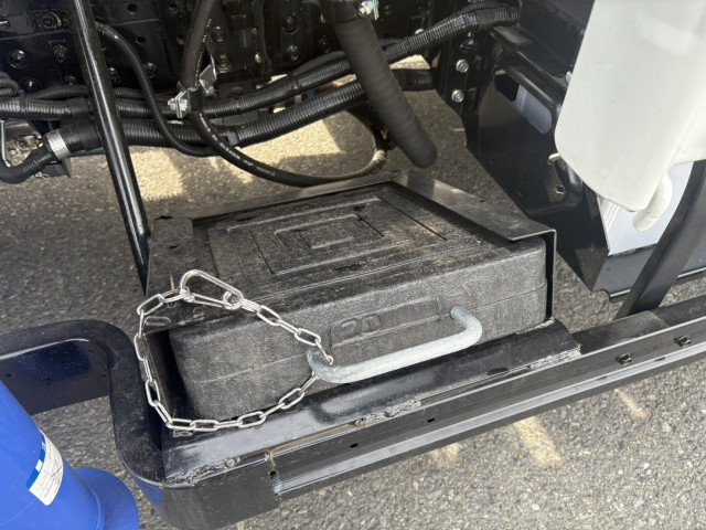 三菱ふそう キャンター 小型 平ボディ（クレーン付） 2RG-FEAV0(100939) 24枚目