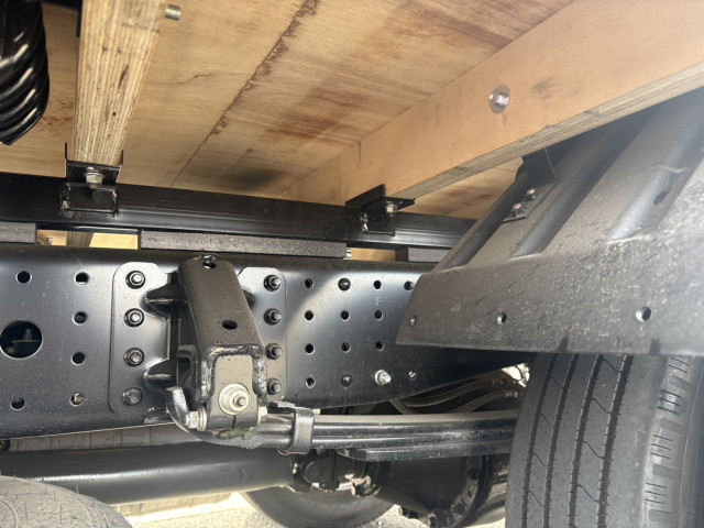 三菱ふそう キャンター 小型 平ボディ（クレーン付） 2RG-FEAV0(100939) 25枚目