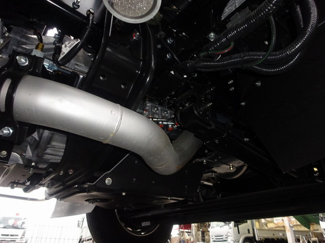 三菱ふそう ファイター 中型 冷蔵冷凍バン 2KG-FK65F(100940) 27枚目