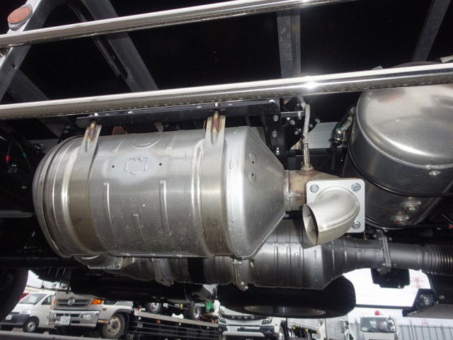 三菱ふそう ファイター 中型 冷蔵冷凍バン 2KG-FK65F(100940) 28枚目