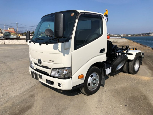 トヨタ ダイナ 小型 コンテナ専用車 2KG-XZU605(100941) 2枚目