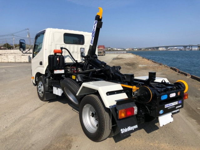 トヨタ ダイナ 小型 コンテナ専用車 2KG-XZU605(100941) 4枚目