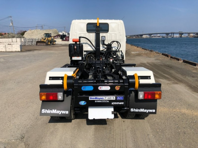 トヨタ ダイナ 小型 コンテナ専用車 2KG-XZU605(100941) 8枚目