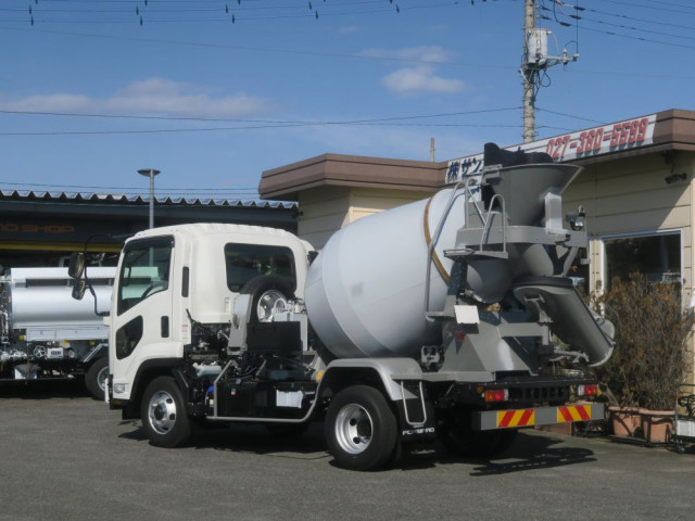 いすゞ フォワード 中型 ミキサー車 2PG-FRR90S4(100944) 4枚目