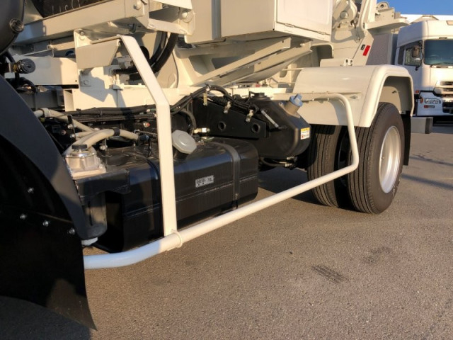 三菱ふそう ファイター 中型 ミキサー車 2KG-FK72F(100946) 27枚目