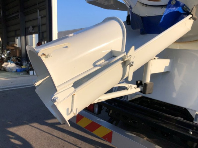 三菱ふそう ファイター 中型 ミキサー車 2KG-FK72F(100946) 38枚目