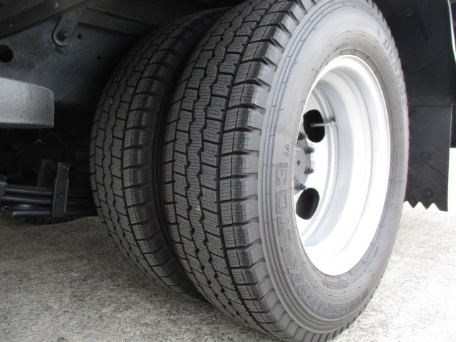 日野 デュトロ 小型 バン TKG-XZU645M(100953) 30枚目