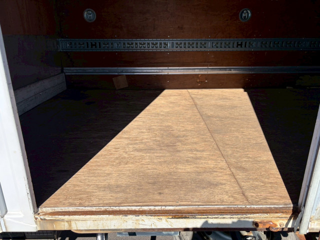 いすゞ エルフ 小型 バン BKG-NPR85AN(100954) 9枚目