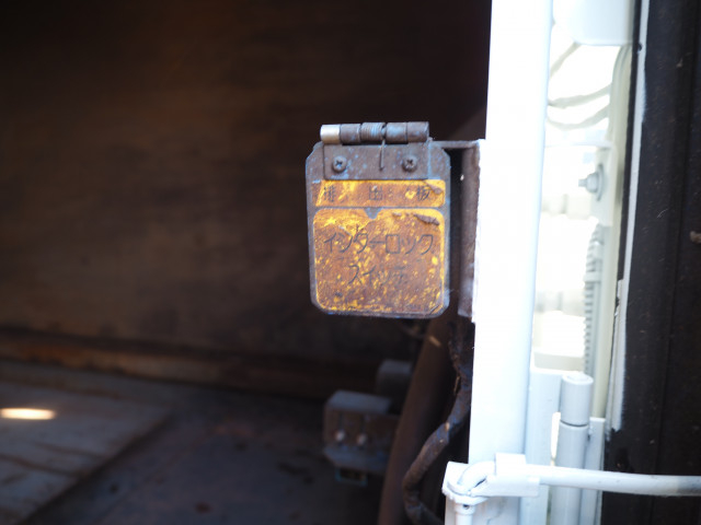 日野 デュトロ 小型 塵芥車（プレス式） BJG-XKU304X(100959) 13枚目