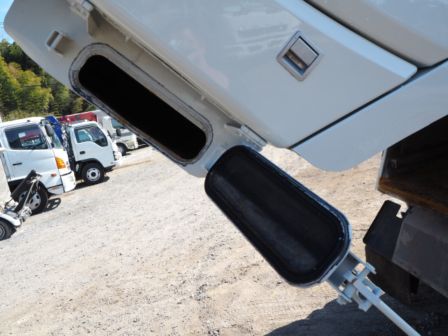 日野 デュトロ 小型 塵芥車（プレス式） BJG-XKU304X(100959) 14枚目