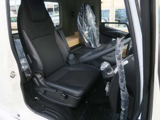 三菱ふそう ファイター 中型 平ボディ 2KG-FK62F(100967) 17枚目