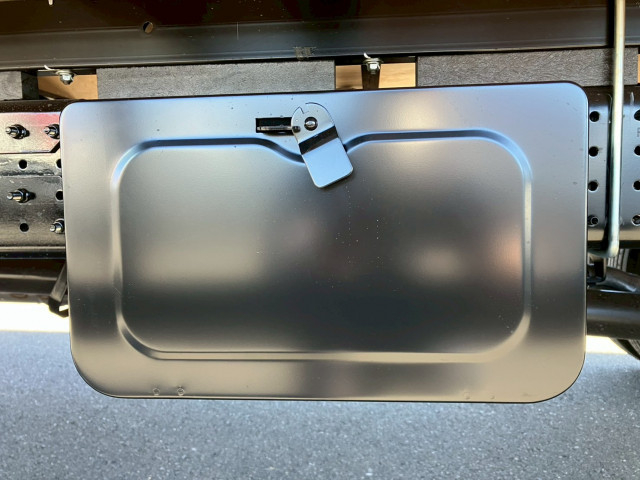 三菱ふそう キャンター 小型 平ボディ（クレーン付） 2PG-FEB80(100970) 24枚目