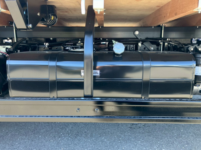 三菱ふそう キャンター 小型 平ボディ（クレーン付） 2PG-FEB90(100971) 24枚目