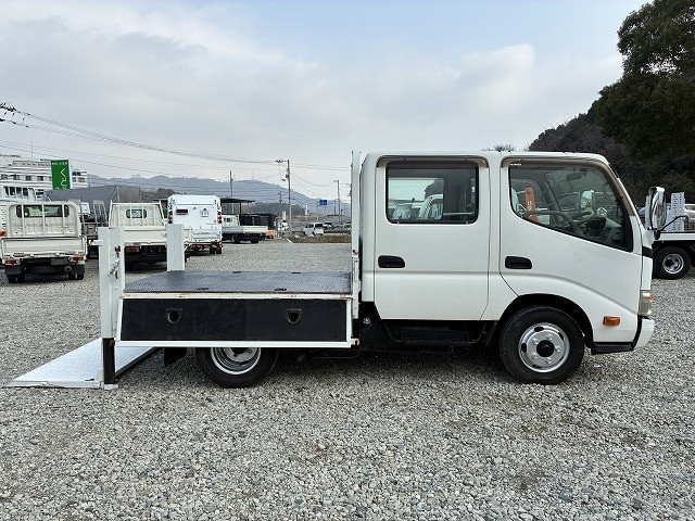 日野 デュトロ 小型 Wキャブ ABG-TRU300M(100981) 12枚目